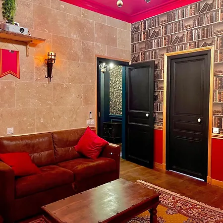 Apartamento Repaire Du Sorcier, Escape Game, Nuit Atypique *