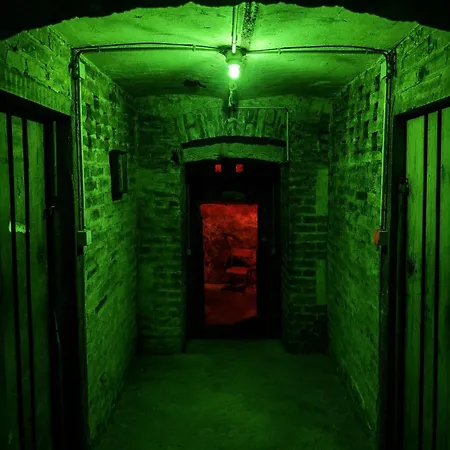 Repaire Du Sorcier, Escape Game, Nuit Atypique * Reims
